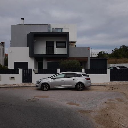 Open Home - Lisbon/Αλμάδα Εξωτερικό φωτογραφία